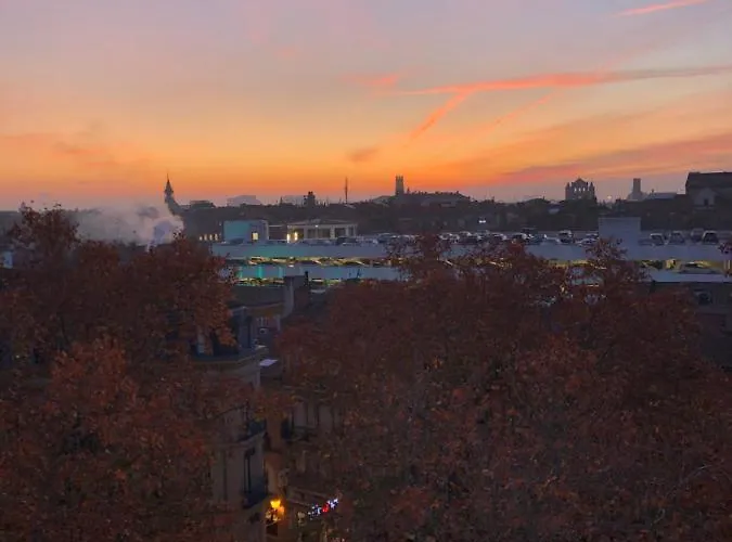 Hyper Centre Avec Parking